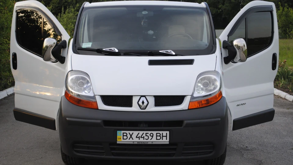 Renault Trafic 5