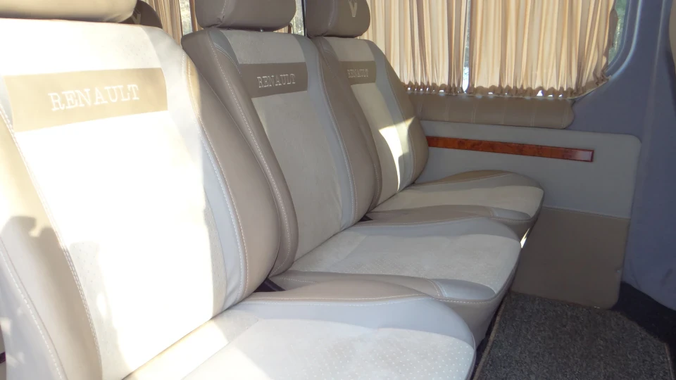 Renault Trafic 4