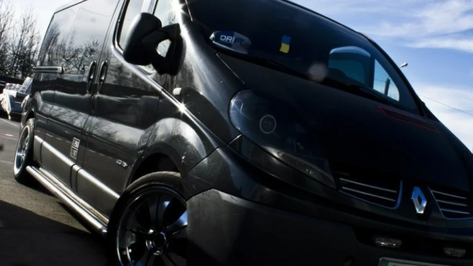 Renault Trafic 4