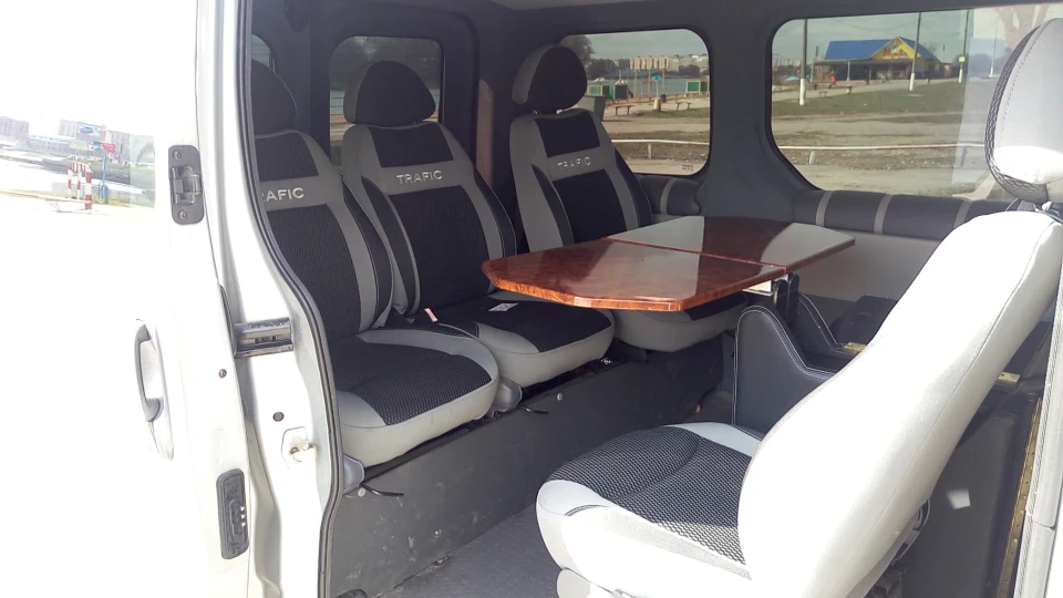 Renault Trafic 4