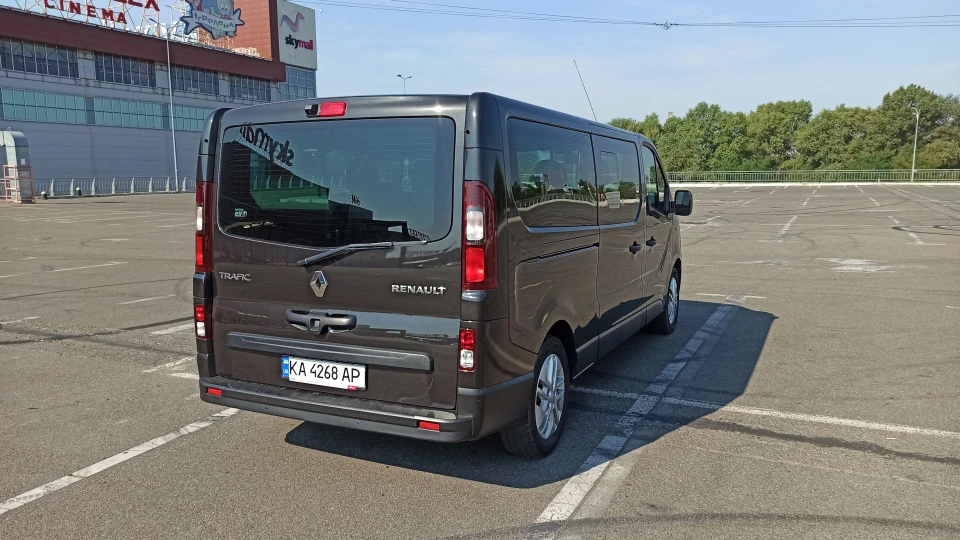 Renault Trafic 1.6 бітурбо 3