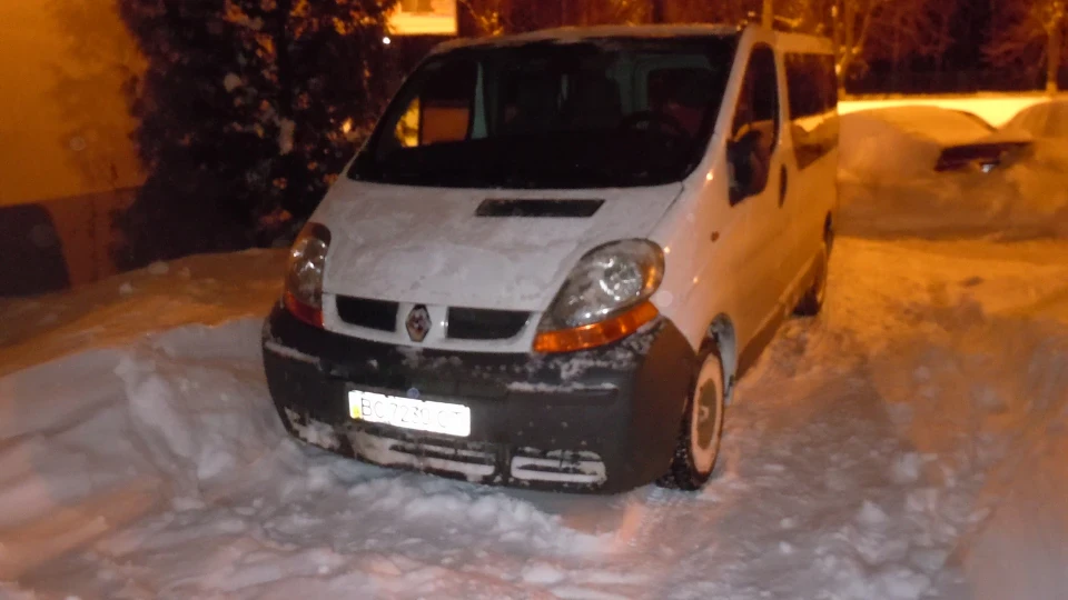 Renault Trafic 1.9 cdti 3