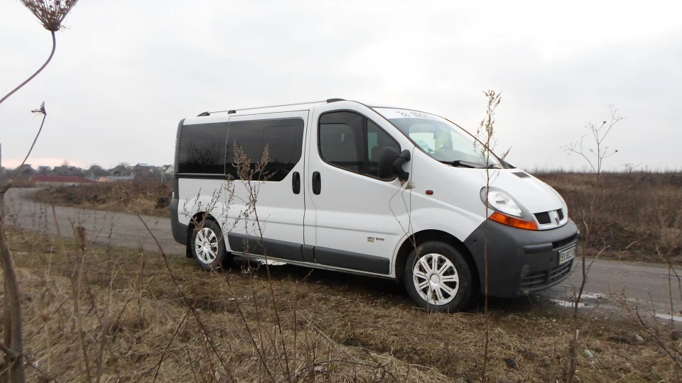 Renault Trafic 1.9 DCi 3