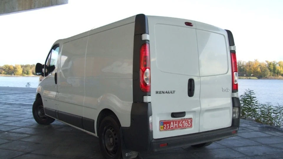 Renault Trafic 1.9 turbo LONG 3