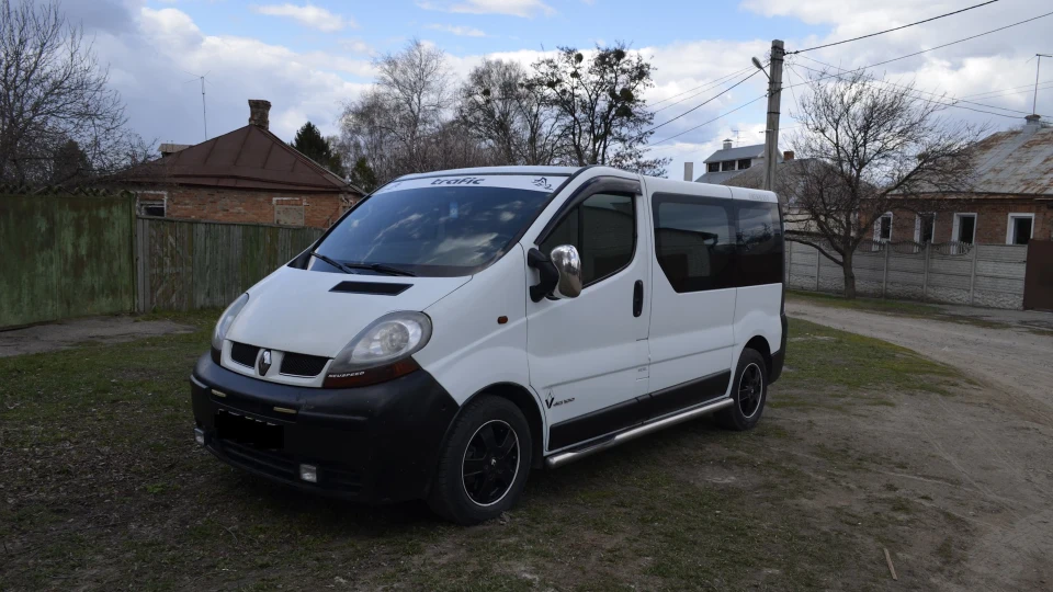 Renault Trafic 1,9 turbo 3
