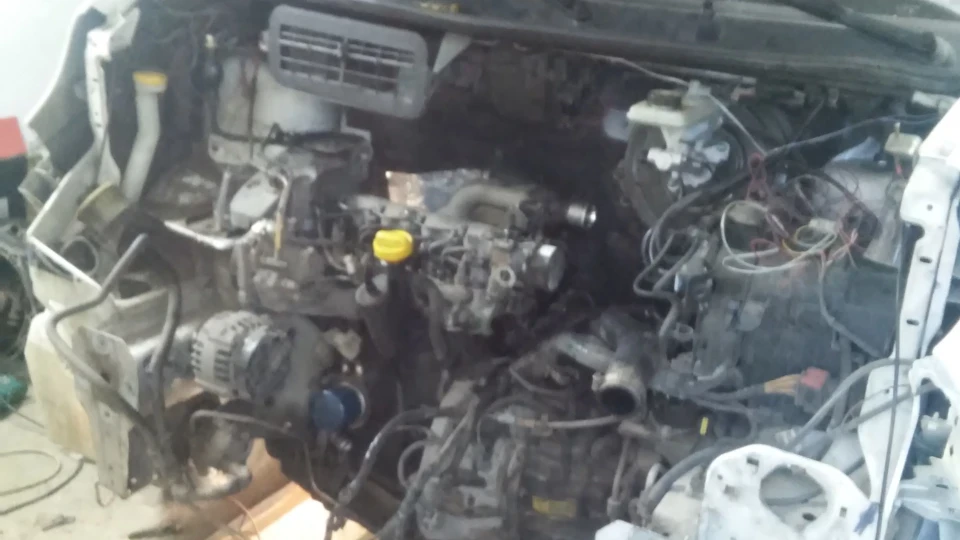 Renault Trafic 1,9(100) Бусон 4