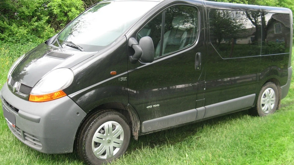 Renault Trafic 1,9dci100 5