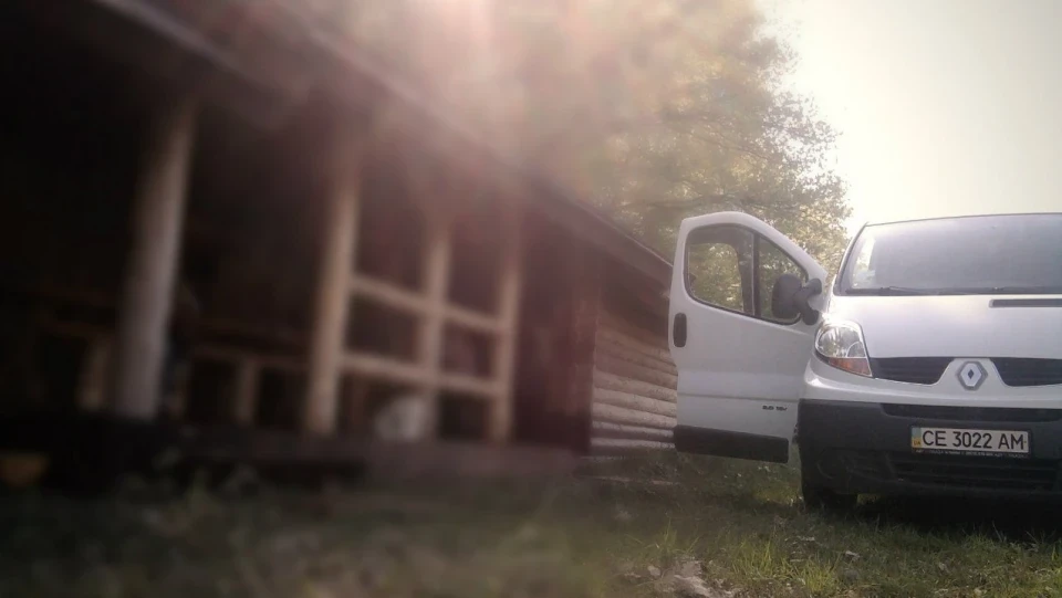 Renault Trafic 2.0 16V Білий-Фан Шахти 4