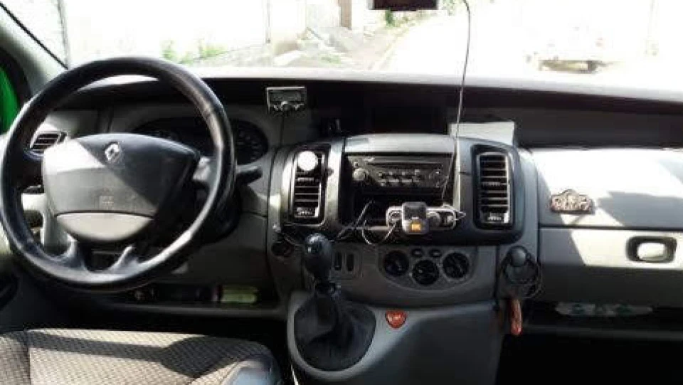 Renault Trafic 2.0 cdi 3