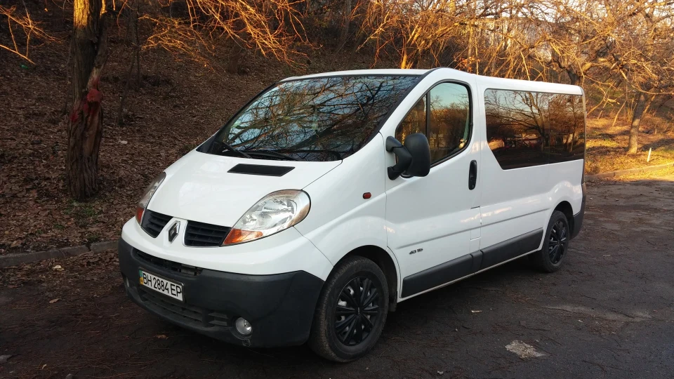 Renault Trafic 2.0 dCi 115 2