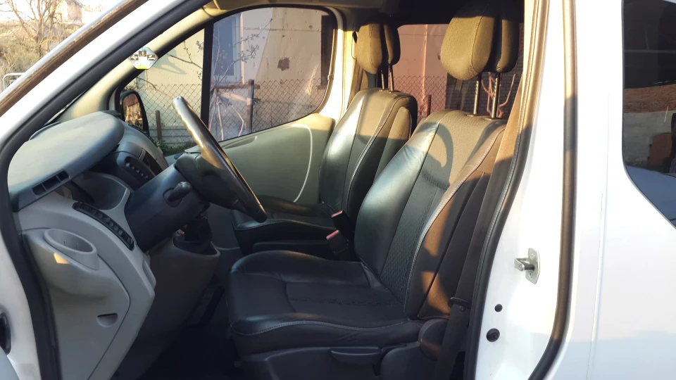 Renault Trafic 2.0 Generation) 4
