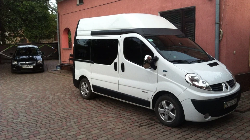 Renault Trafic 2.0 сdi 2