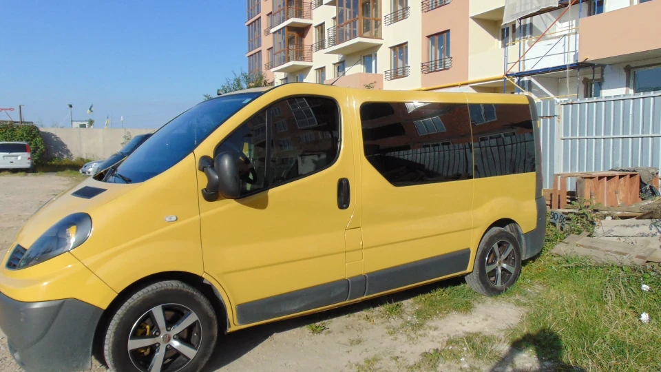 Renault Trafic 2.0 TDI 3