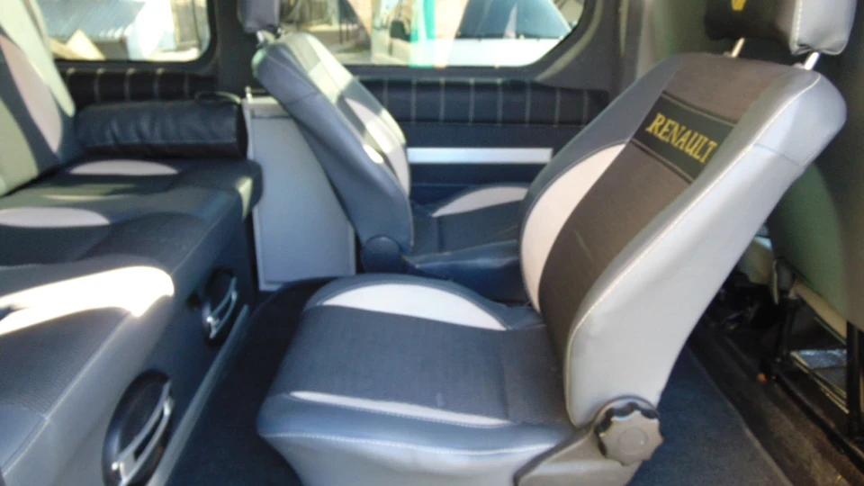 Renault Trafic 2.0 TDI 4
