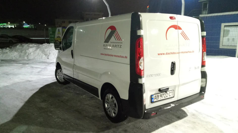 Renault Trafic 2.0 турбо дизель 115к.с. 3