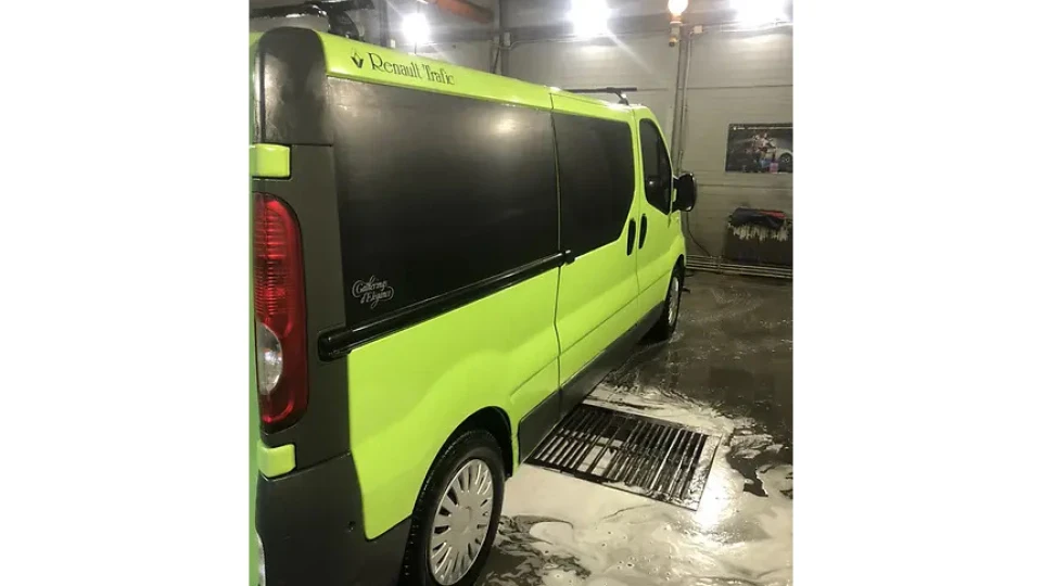 Renault Trafic 2.0 турбо