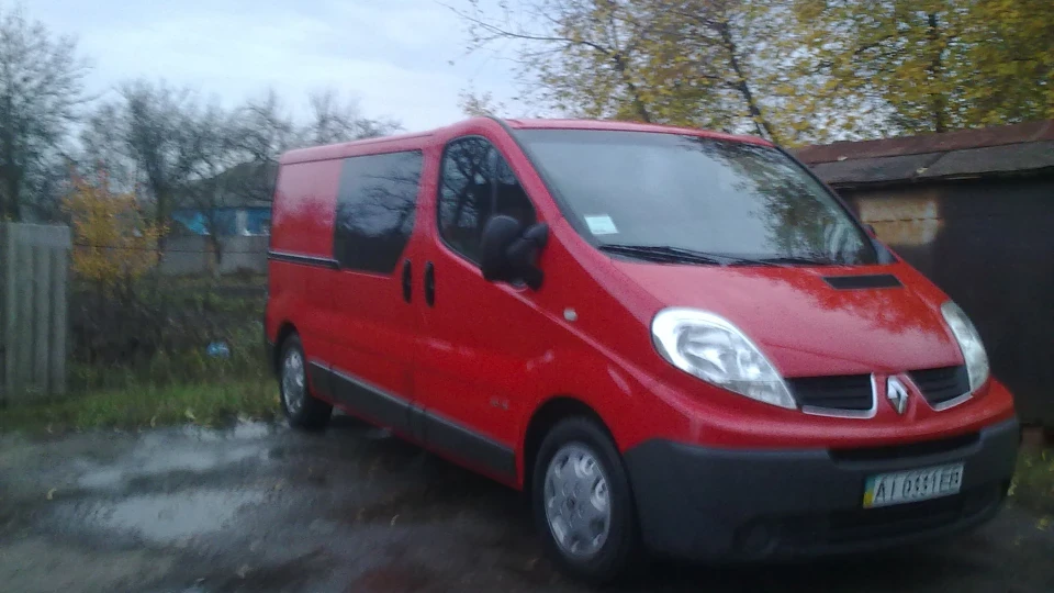 Renault Trafic 2.0 турбо 3