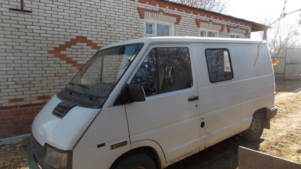 Renault Trafic 2.1D 2