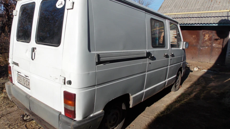Renault Trafic 2.1D 4