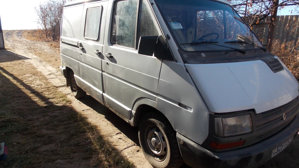 Renault Trafic 2.1D 5