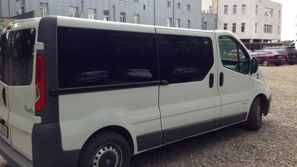 Renault Trafic 2.5 турбо