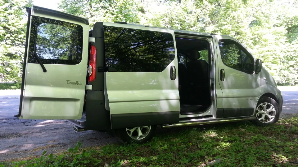 Renault Trafic 2.5 турбо 5