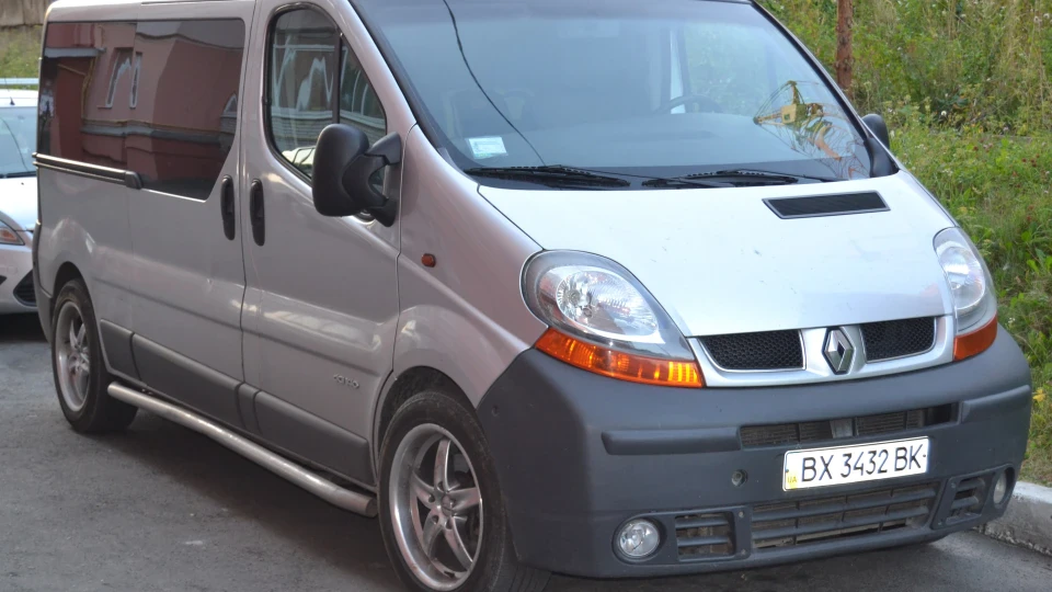 Renault Trafic 2.5 2
