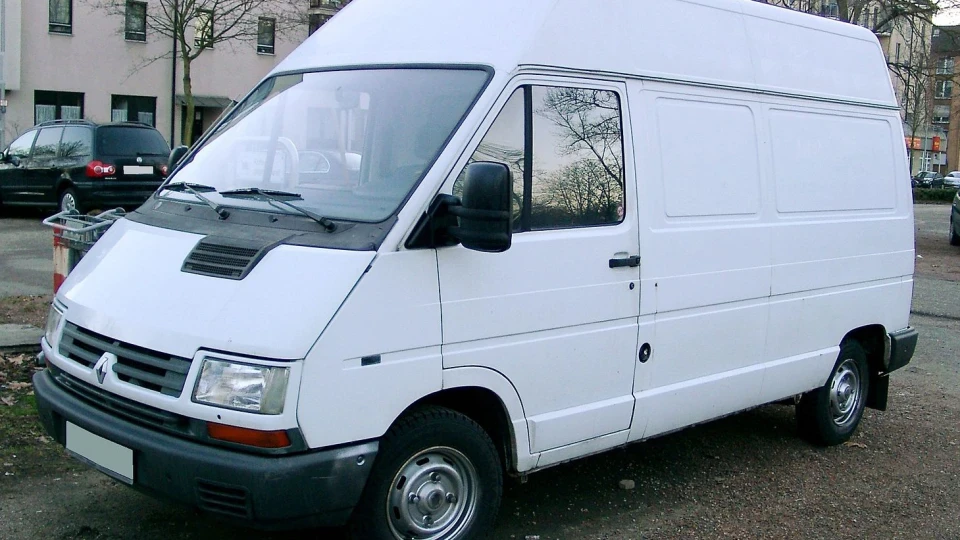 Renault Trafic Білка