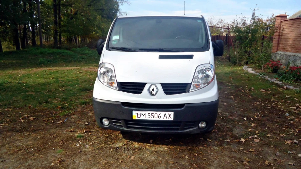 Renault Trafic Бензинова няшка 4