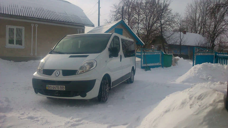 Renault Trafic білий 2,0 DCI...115 л.с 2