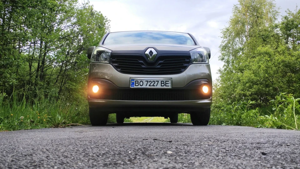 Renault Trafic Бітурбовец 4