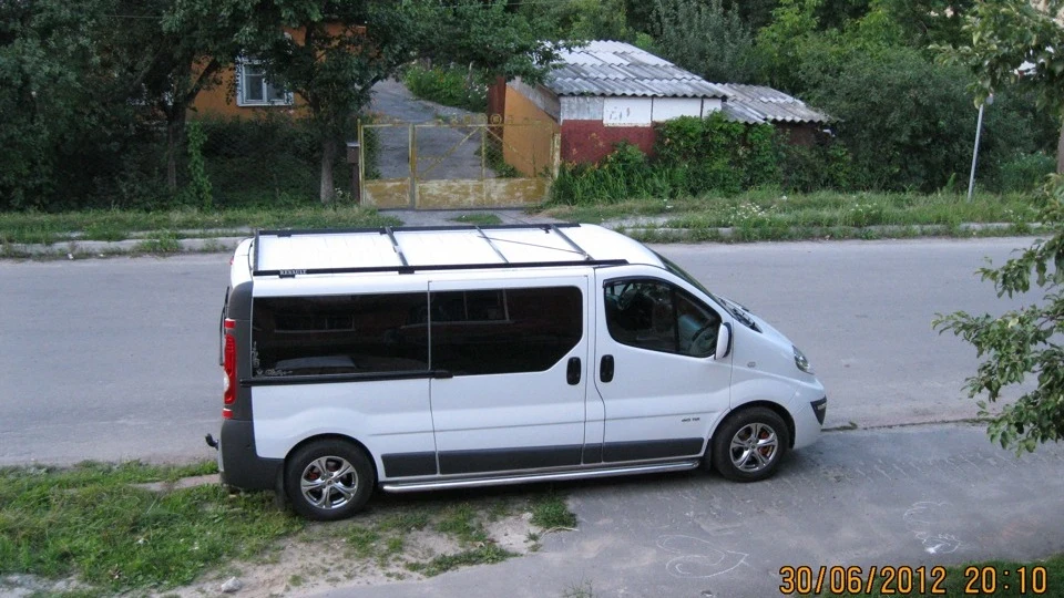 Renault Trafic DCi 115 4