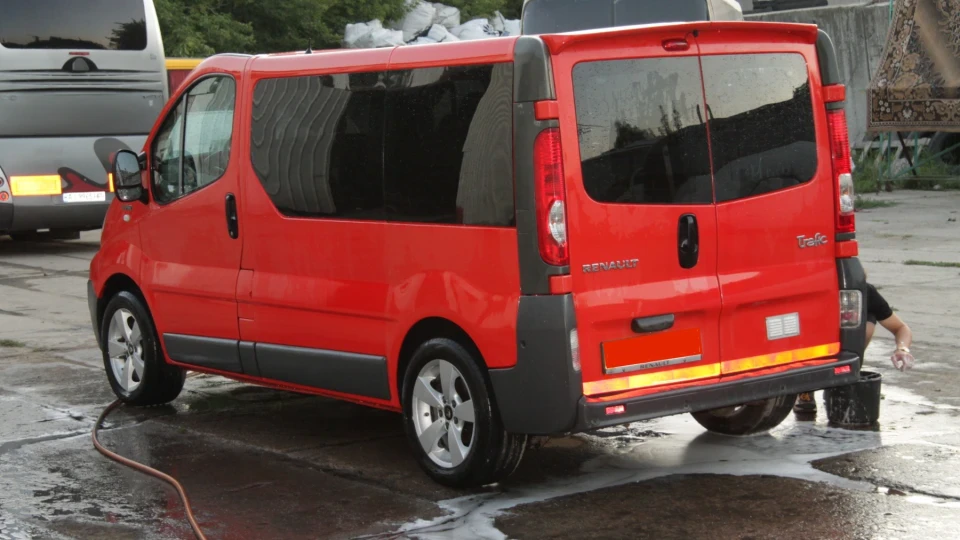 Renault Trafic Дівчинка