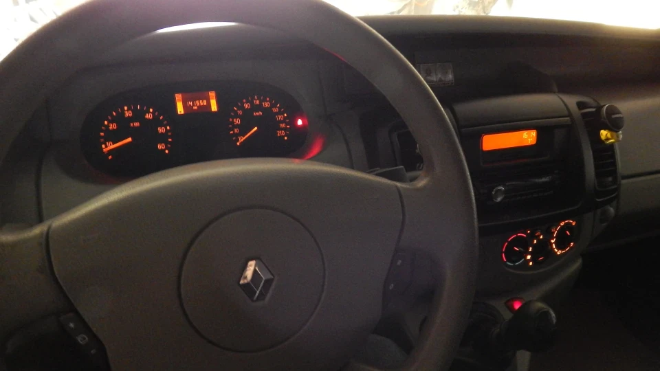 Renault Trafic Лонг 2