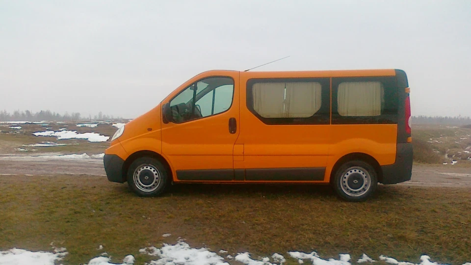 Renault Trafic помаранч 4