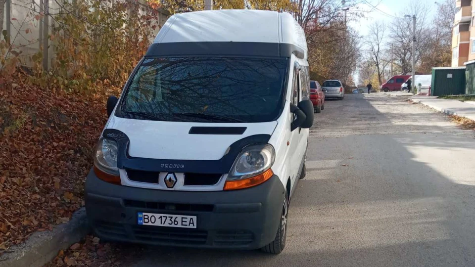 Renault Trafic з вітрилом 2