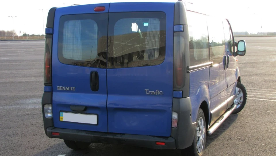 Renault Trafic (Синій БТР) 5