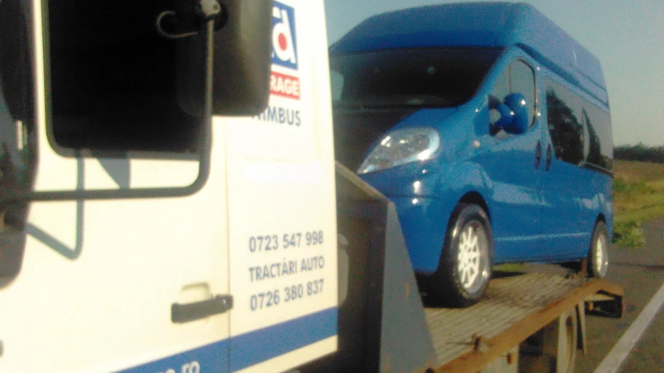 Renault Trafic Синє вітрило 2
