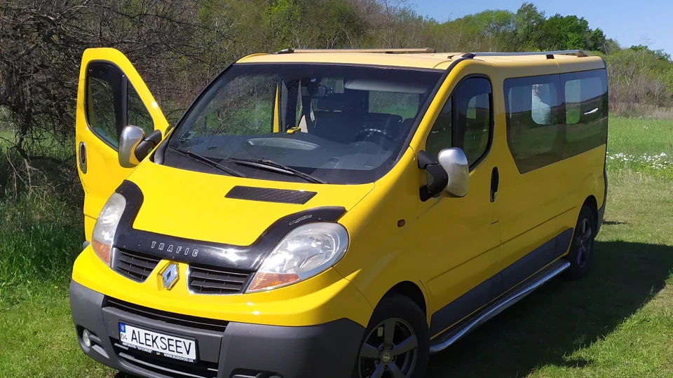 Renault Trafic Смайлик 3