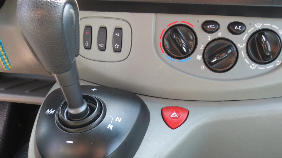 Renault Trafic СніжокI'm a robot 2
