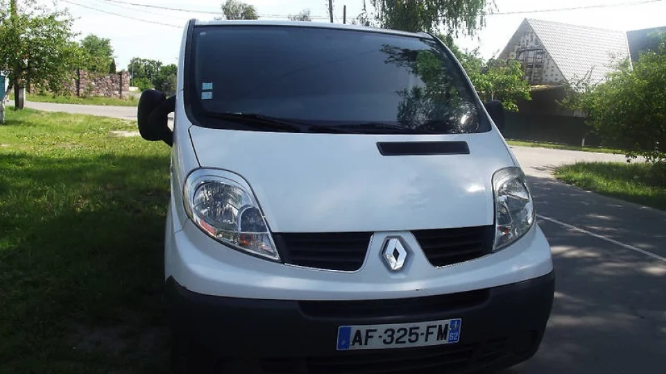 Renault Trafic Sport Ambulance 2