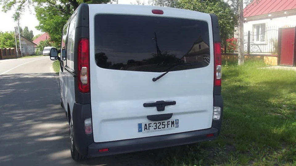 Renault Trafic Sport Ambulance 5