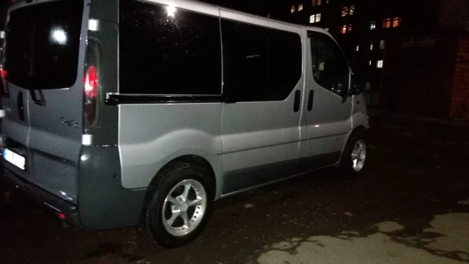 Renault Trafic Сунду4ок 3