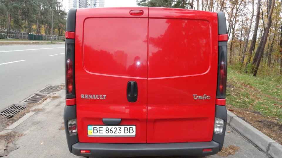 Renault Trafic вдалий карапуз 2