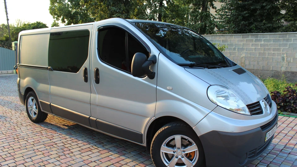 Renault Trafic Вжик