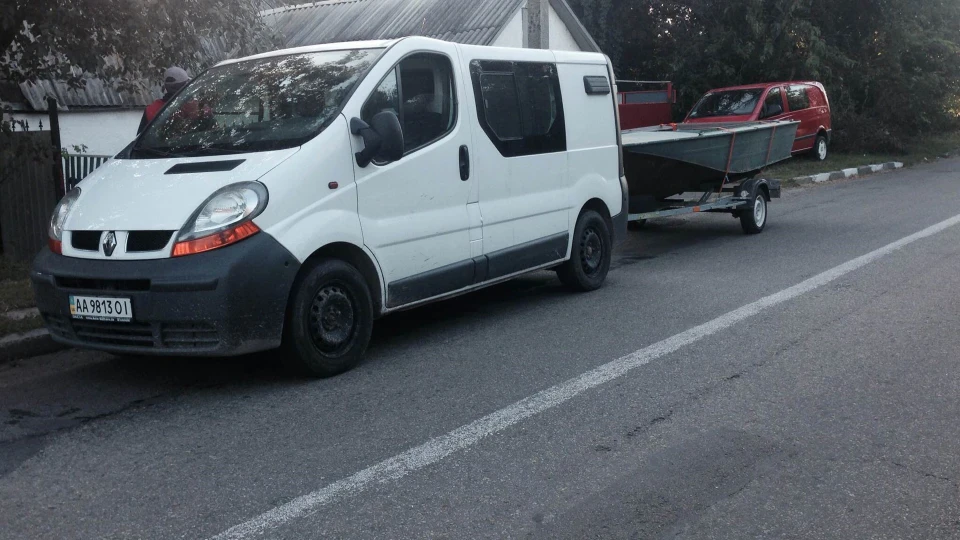 Renault Trafic Wolf Carrier 3