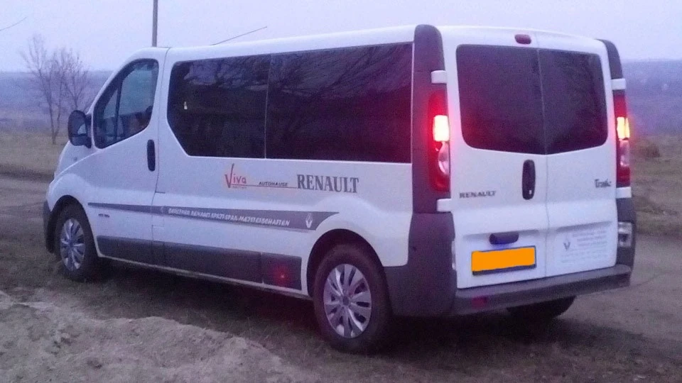 Renault Trafic Зла бджілка з турбінкою 2