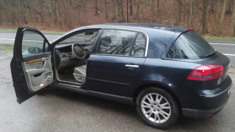Renault Vel Satis Трилітровий бегемот 5