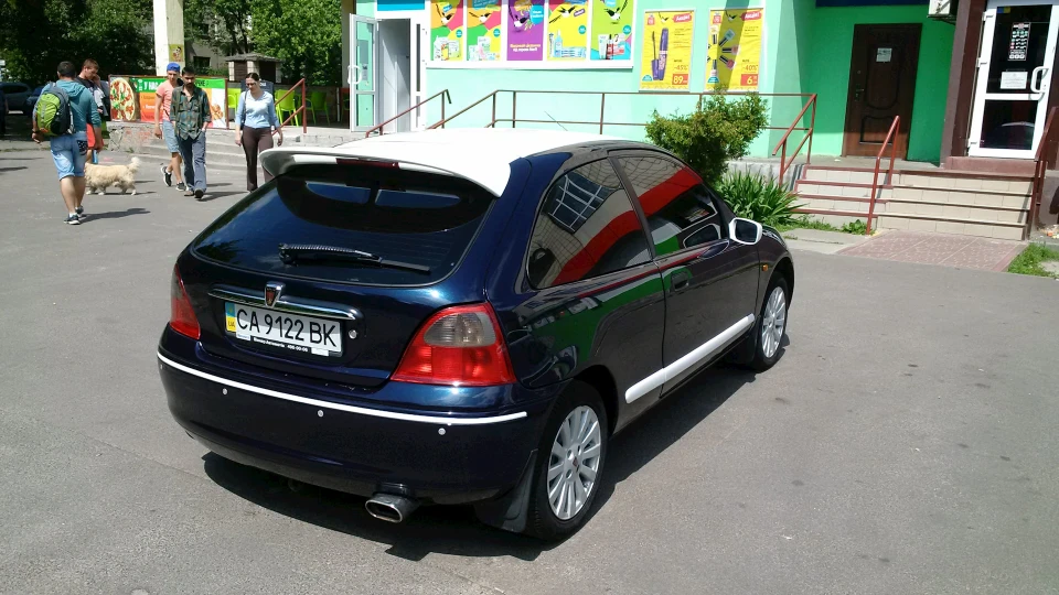 Rover 200 4