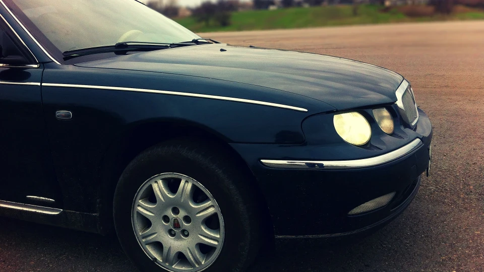 Rover 75 Зелений шершень 2